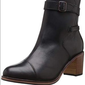 Wolverine 1000 Mile Black Leather Boots Women’s 8b